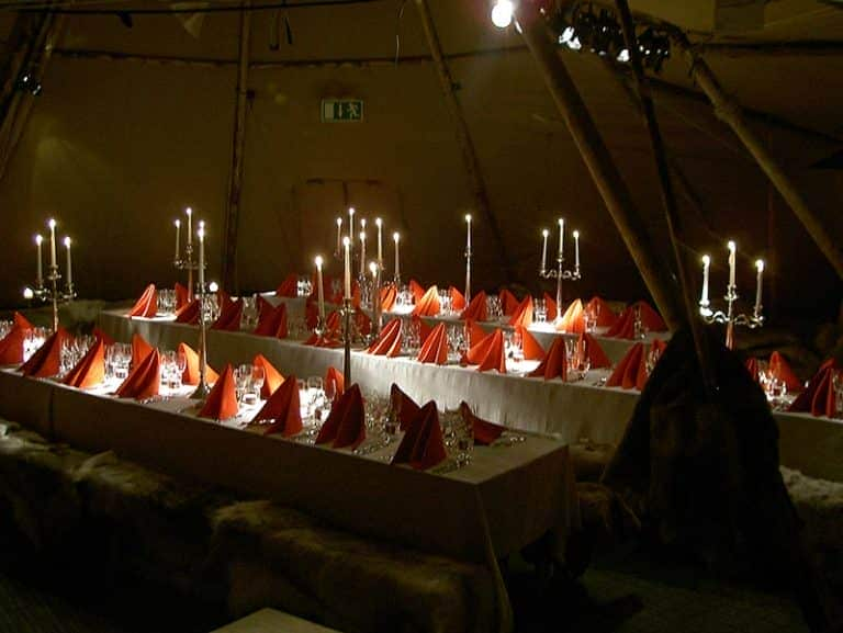 nordic tipi inrichting kerst